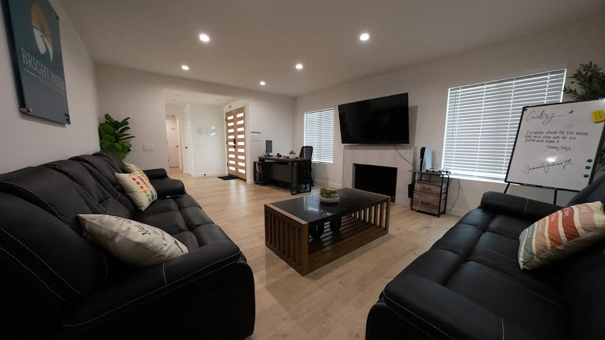 Bright Paths Recovery - 사진 3