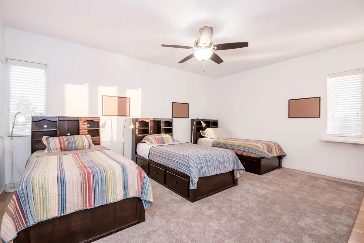 Ogden House Sober Living - Foto 2