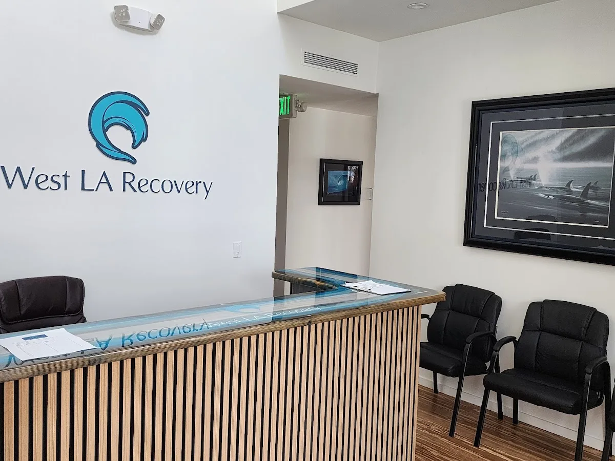 West LA Recovery - 사진 4