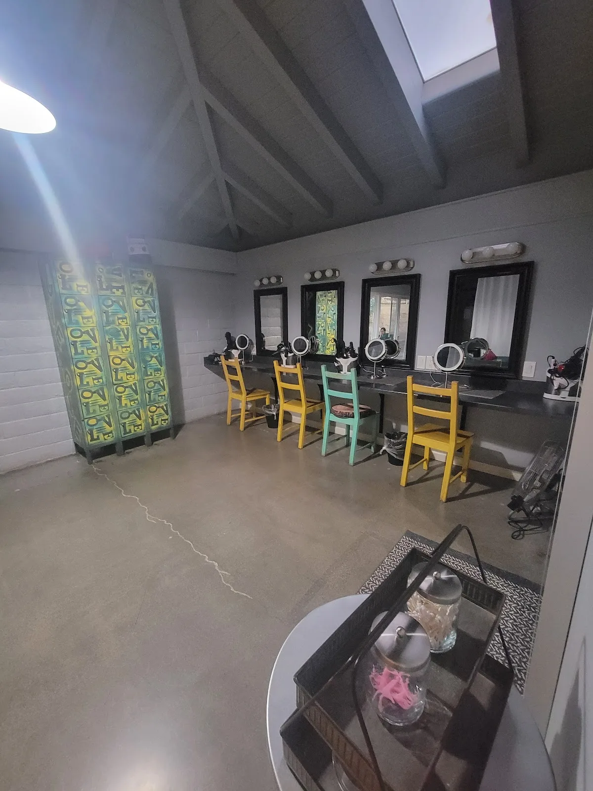 The House of Courage - Ảnh 2