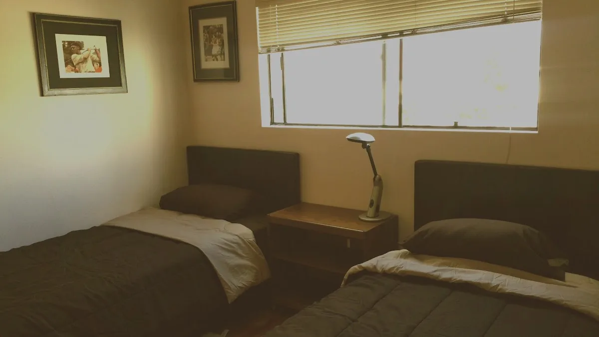 Clear Skies Ranch Stagg House - Sober Living - Foto 2