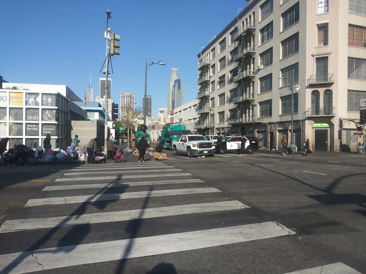 Weingart Center - Foto 3