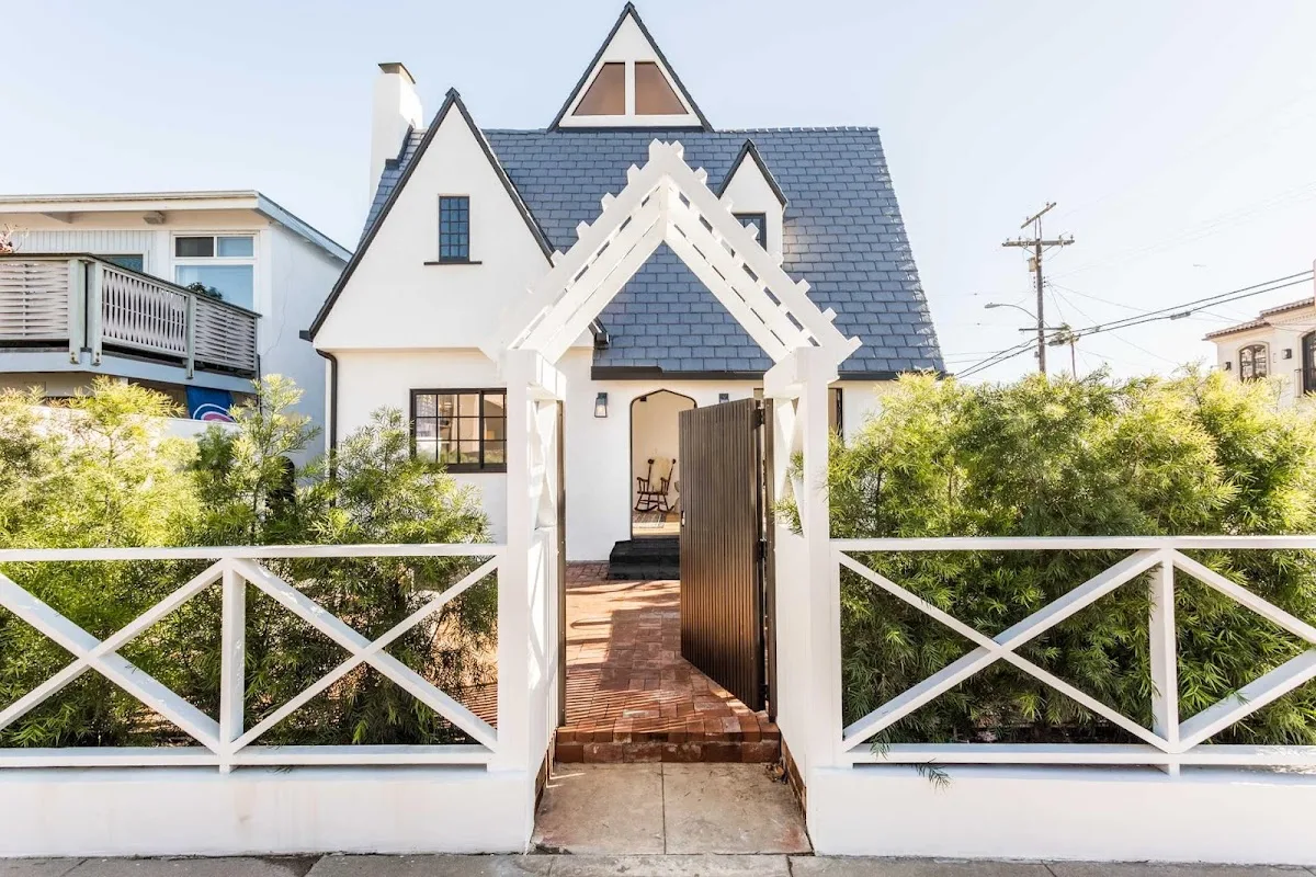 Silicon Beach Treatment Center - 사진 2