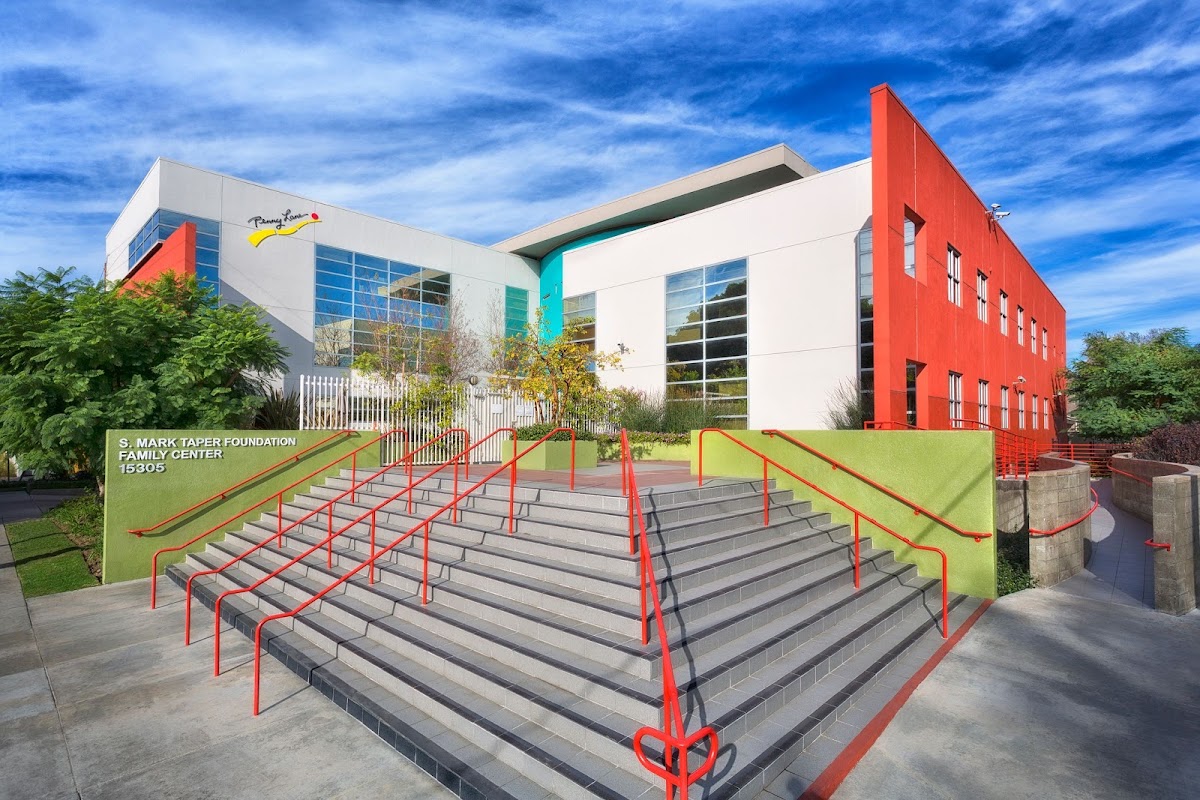 Penny Lane Centers - Ảnh 3