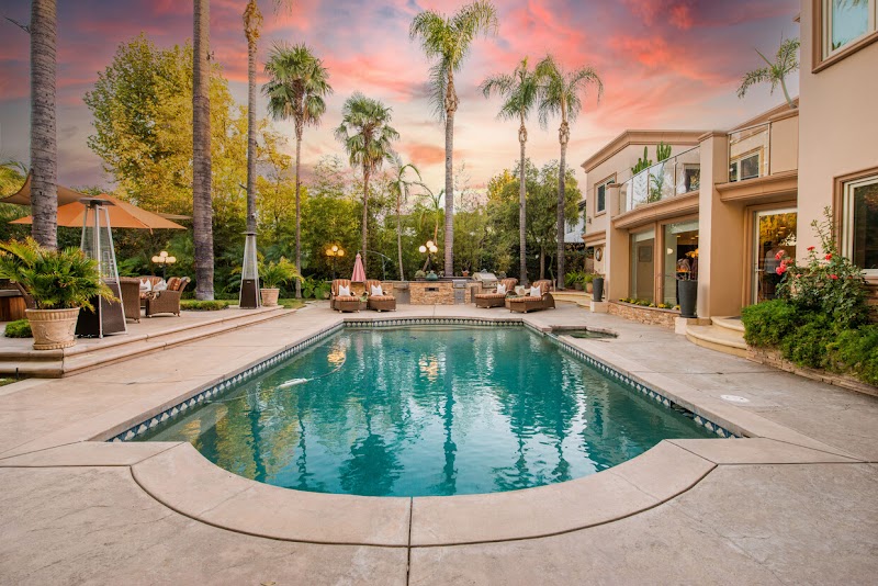 Atmosphere Treatment Center Llc - 사진 3