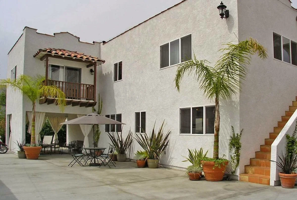 La Fuente Hollywood Treatment Center - Photo 2