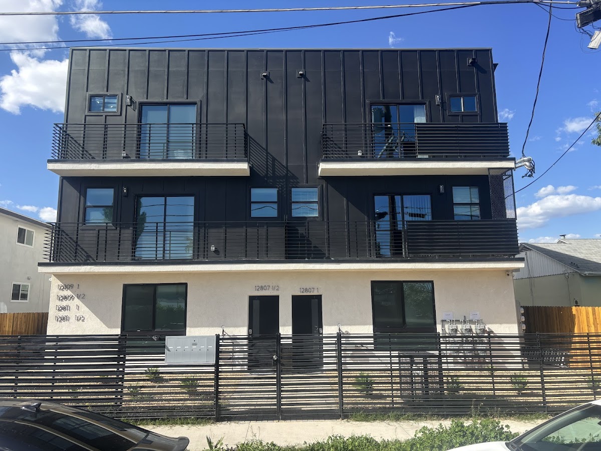 The Best Treatment Los Angeles - Photo 6