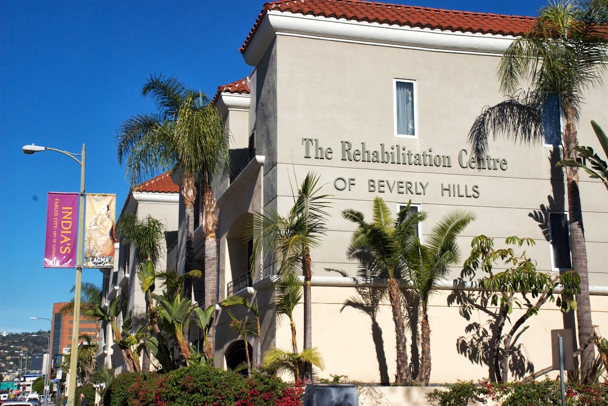 Beverly HIlls Rehabilitation Center - Photo 6